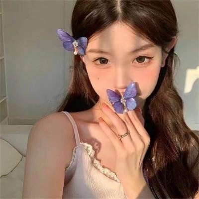 鲨女大屠杀封面