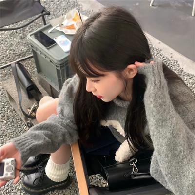 战地女护士封面